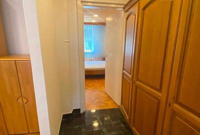 Apartament cu 2 camere semidecomandat în Micro 17 - 2
