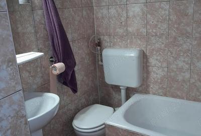 Casă cu 6 camere în Lehliu - 3