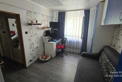 Apartament cu 2 camere semidecomandat în Poiana - 3