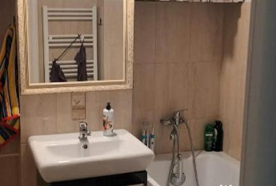 Apartament cu 3 camere decomandat în Bartolomeu - 2