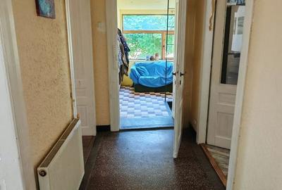 Casă individuală cu 12 camere cu Canalizare în Vulcan - 18