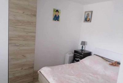 Vand apartament 2cam - 3