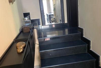 Locuință elegantă cu curte amenajată – parter + etaj, în spatele Pieței Delfinul - 20