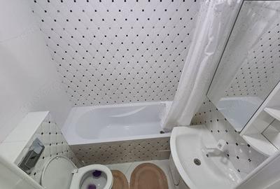 Garsonieră decomandată în 13 Septembrie