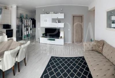 Apartament 3 camere de vanzare in Floresti