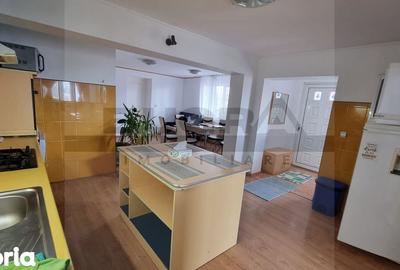 Casă cu 5 camere cu Canalizare în Dâmbul Rotund - 4
