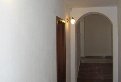 Casă cu 5 camere cu Teren 1000 Mp în Subcetate - 9