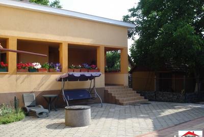 Casă cu 6 camere cu Teren 2110 Mp în Lazuri - 15