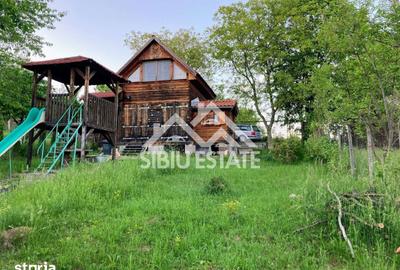 Casă cu 2 camere cu Teren 641 Mp în Central - 1