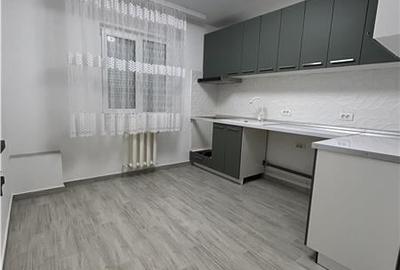 Garsoniera complet renovata, zona Palas - 1