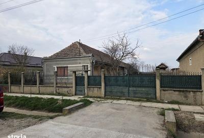 Casă cu 3 camere cu Teren 130 Mp în Cherechiu - 1