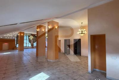 Casă cu 7 camere cu Canalizare în Eroii Revoluției - 12