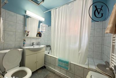 Apartament cu 4 camere decomandat în Central - 8