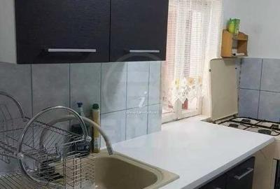 Casă cu 10 camere cu Teren 125 Mp în Lupeni - 14