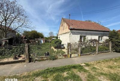 Casă cu 3 camere cu Teren 100 Mp în Central - 2