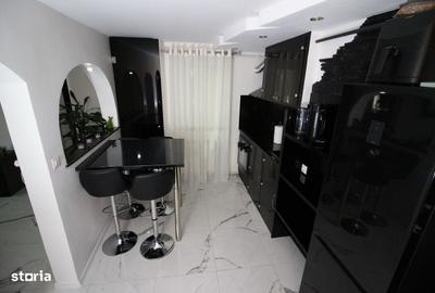 Apartament cu 3 camere semidecomandat în Cornișa - 11