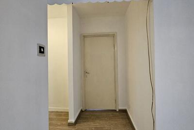 Apartament cu 3 camere decomandat în Cantemir - 3