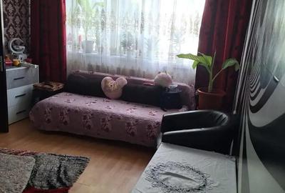 Apartament cu 3 camere decomandat în Central - 1