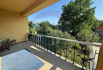 Spatiu Generos de Inchiriat - Ideal pentru Birouri, Clinica sau Cresa! - 1