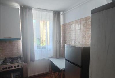 Garsoniera zona Judetean mobilata-utilata,300 Euro - 2