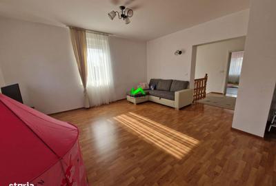 Casă cu 6 camere cu Teren 500 Mp în Șura Mică