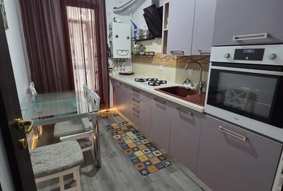 Apartament cu 3 camere decomandat în Rahova - 2