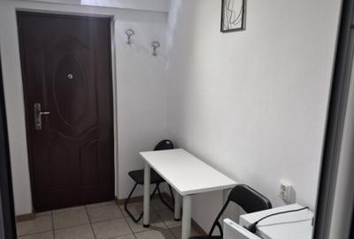 Inchiriez garsoniera Tiglina 1 - 1