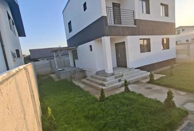 Casă cu 3 camere în Central - 7