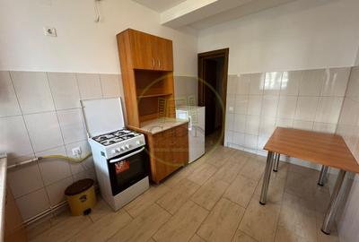 Garsonieră decomandată, mobilată în Central - 5