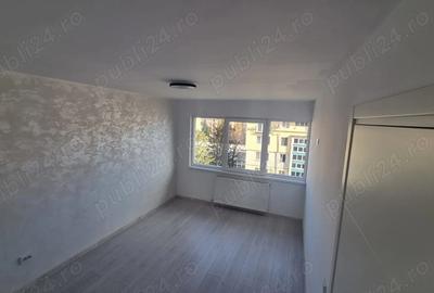 Apartament 4 camere de vanzare - 1