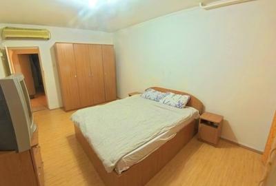 Apartament cu 3 camere decomandat, mobilat în Unirii
