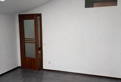 Spațiu comercial, de 17 mp, în Ultracentral - 1