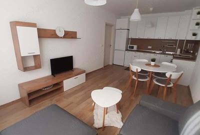 Apartament cu 3 camere decomandat în Domenii