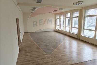 Spatiu de birouri, 68 mp, open space, de inchiriat - 2