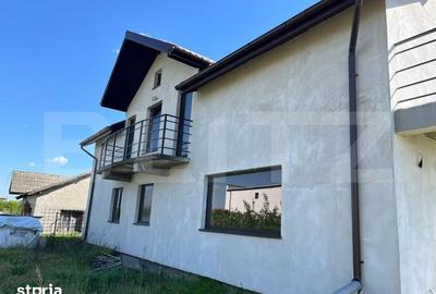 Casă cu 4 camere cu Teren 595 Mp în Popoveni - 3
