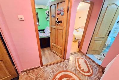 Apartament 3 decomandate, 2 bai, etaj 3 din 4, zona Nord - 11