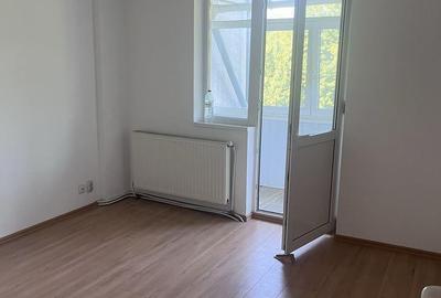 Apartament cu 2 camere decomandat în Central - 1