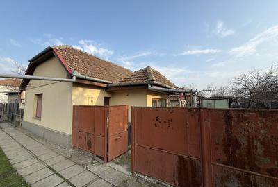 Casă individuală cu 2 camere cu Canalizare în Ciarda Roșie - 1