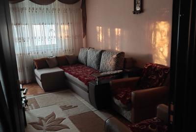Apartament cu 2 camere decomandat în Remetea - 2