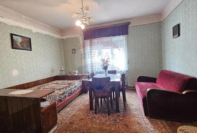 Casă cu Canalizare în Centrul Istoric - 7