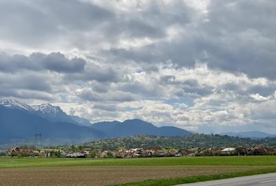 Teren plat P +4 Bran, panoramic munti, DN73, toate utilitatile - 9