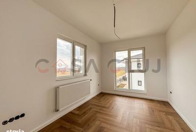 Casă cu 5 camere cu Teren 480 Mp în Jucu