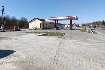 Spațiu comercial, de 4,600 mp, în Central - 3