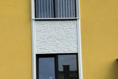 Duplex cu 3 camere cu Canalizare în Moșnița Nouă - 2