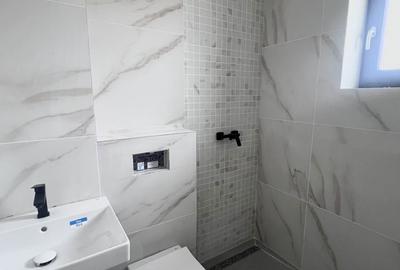 Casă cu 4 camere în Central - 1