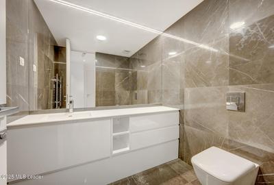 Apartament 3 dormitoare in One Charles de Gaulle - 8