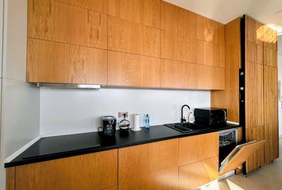 Penthouse cu 4 camere, mobilat în Central - 10