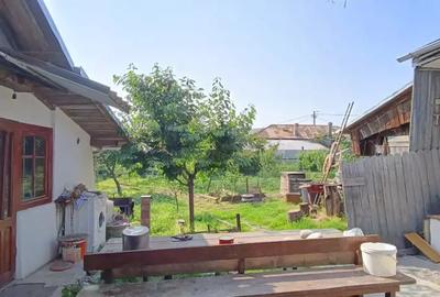 Vand teren 830 mp cu deschidere la strada 22 ml - 1