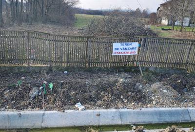 Teren de 1000 mp, în Pomi - 2