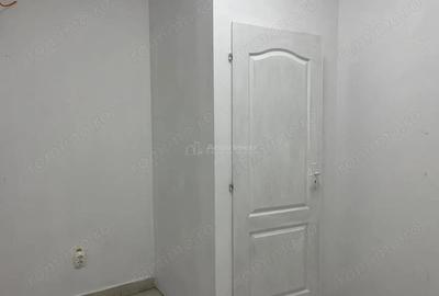 Spațiu comercial, de 85 mp, în Central - 7